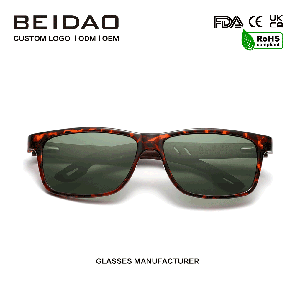 สำหรับการขับขี่แว่นกันแดดโพลาไรซ์กรอบวอลนัท TR90 Unisex