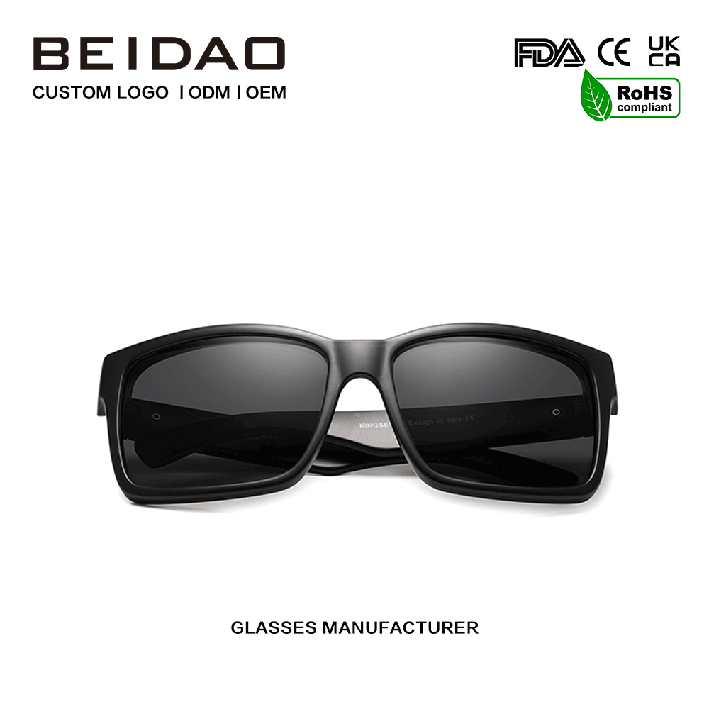 กีฬาโพลาไรซ์พีซีกรอบกระจก UV400 เลนส์แว่นกันแดดสำหรับ U Nisex